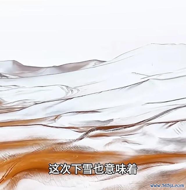 塔克拉玛干沙漠尽然下雪了！是不瑕瑜常稀奇，全部来了解真相吧